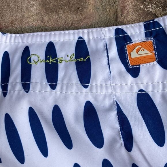 Men’s Quicksilver Board Shorts Size 34 New - Picture 8 of 11